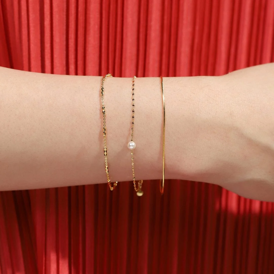 Freshwater Pearl Delicate Chain Bracelet - Image 3